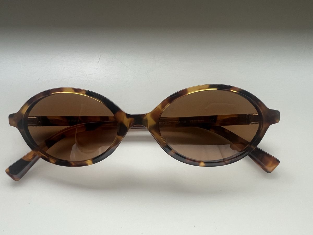 Miu Miu Occhiali & Lenti: Miu Miu Regard Sonnenbrille – Nuovo (secondo la descrizione) da Uitikon Waldegg venduto da chrigi.ruch 1