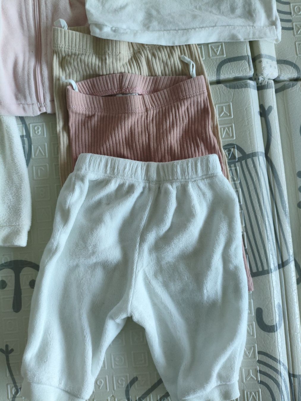 Kleiderpakete & -sets: vestiti bambini – Gebraucht aus Locarno von sca_8bh7 2