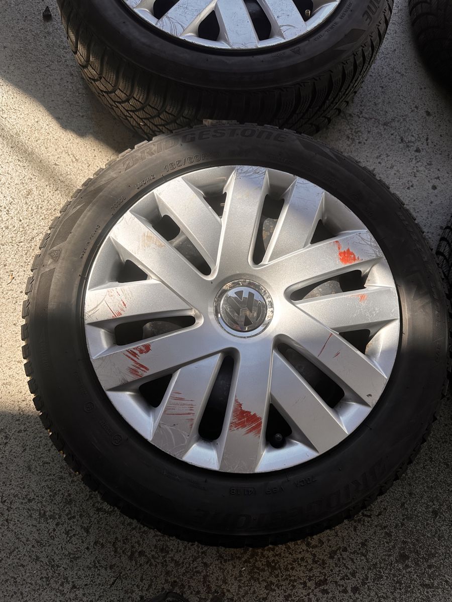 Pneus & Roues: VW Polo Winterräder – D'occasion à Höri par EverythingForSale 1
