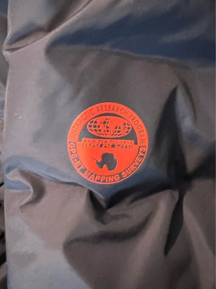 Napapijri Giacche: Veste imperméable Napapijiri taille M – Usato da La Tour-de-Trême venduto da Jackda66 2