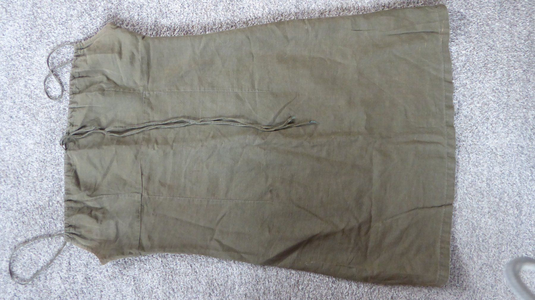 Kleider: Sommer Kleid Oliv Gr 42 45% Leinen – Gebraucht aus Sargans von Benziner 2