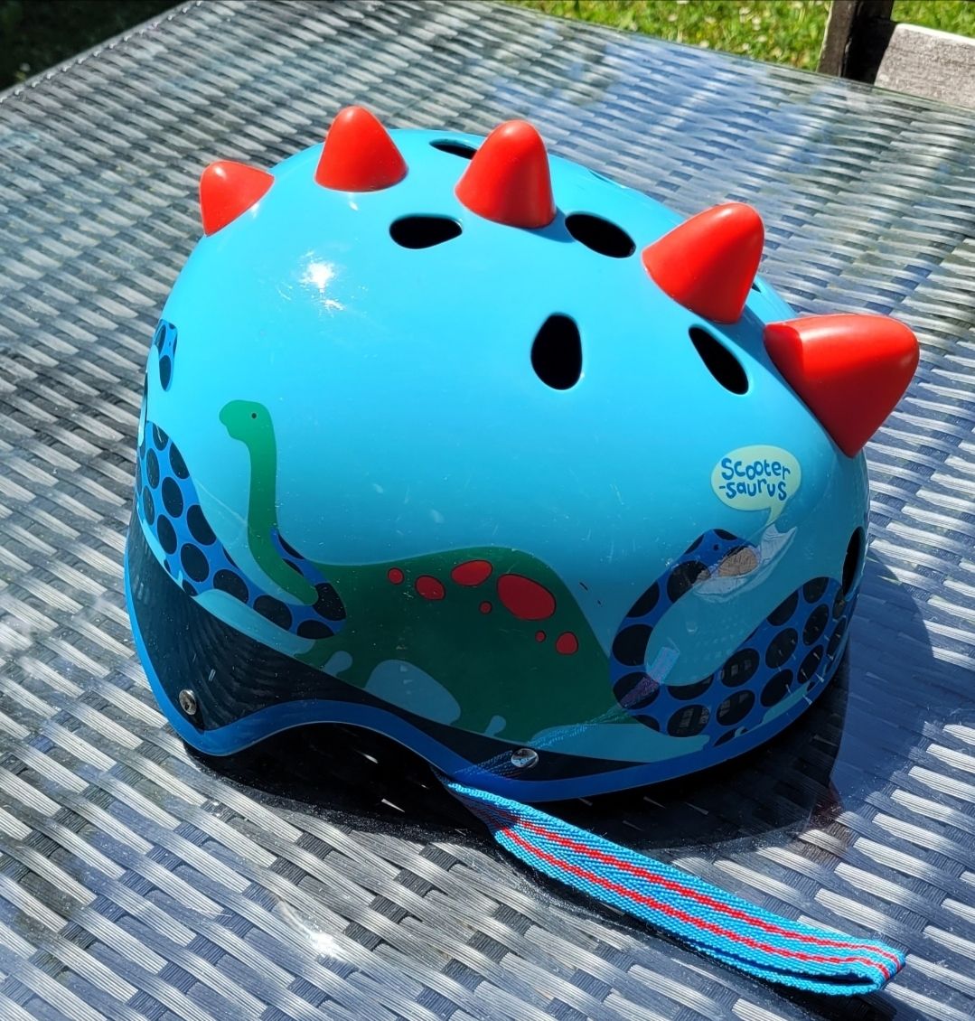 Caschi: Kinderhelm Dino - Micro – Usato da Winterthur venduto da furrerlu