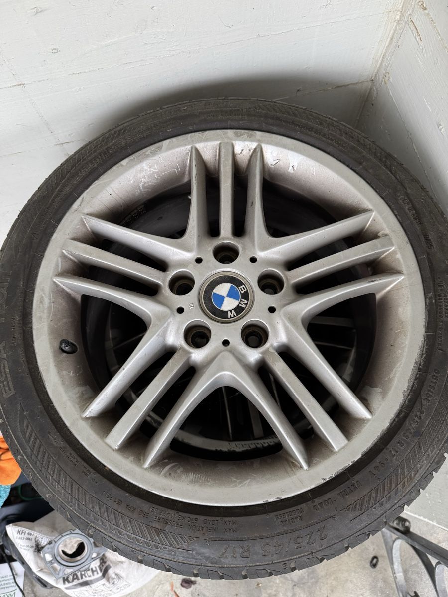 BMW Cerchioni: BMW e46 Felgen – Usato da Wangs venduto da Surfer001