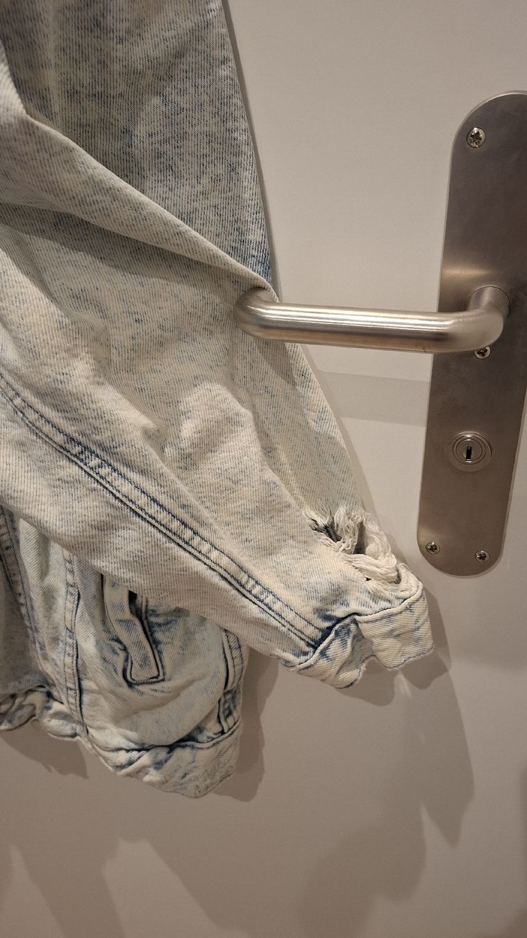 Bershka Jacken: oversized denim jacket size S – Gebraucht aus Zürich von pto_6wfs 3