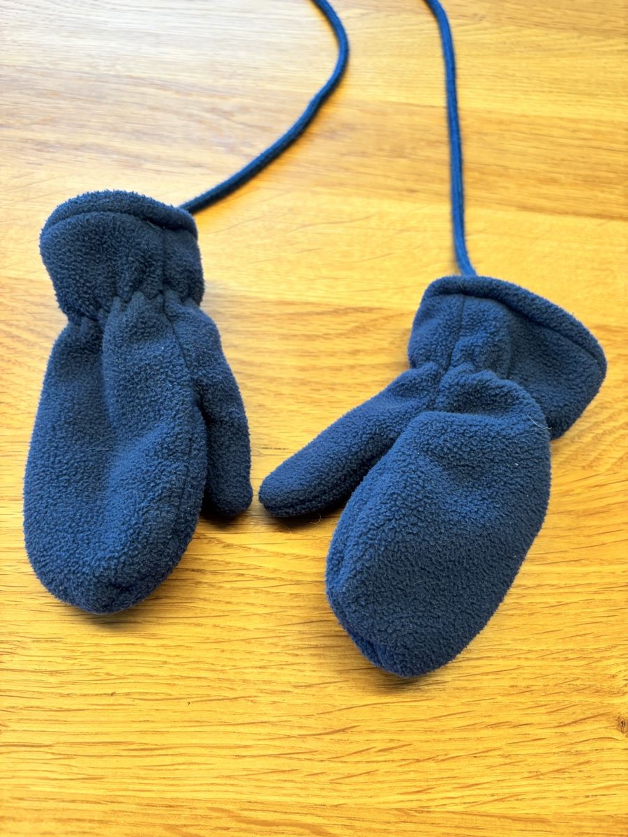 Migros Guanti: Winterhandschuhe Baby – Usato da Muhen venduto da Claudi1985