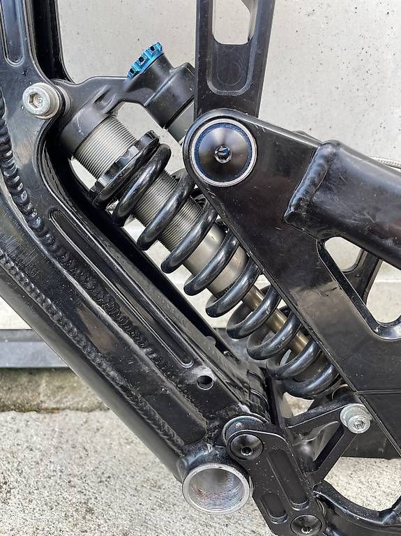 Biciclette: Cadre Intense M3 DH – Usato da Penthalaz venduto da Julo76 2