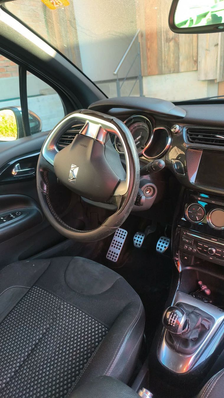 DS Automobiles Automobili: Ds3 für Export  – Usato da Busswil BE venduto da pet_55dr 6