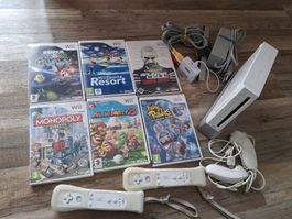 Wii Spielkonsole alt - mit 6 Spielen