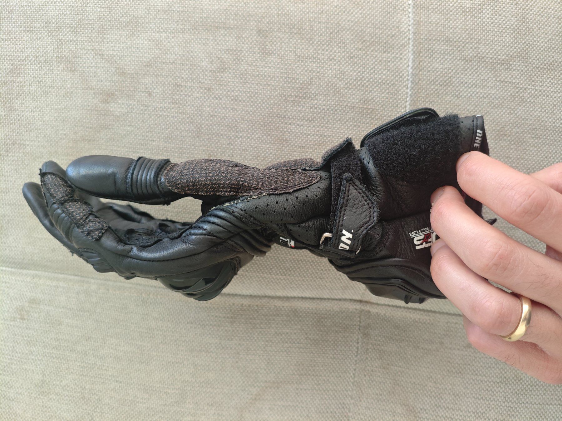 Alpinestars Sonstige Accessoires für Herren: Alpinestars Supertech motorcycle gloves – Gebraucht aus Romont FR von dem_ck68 6