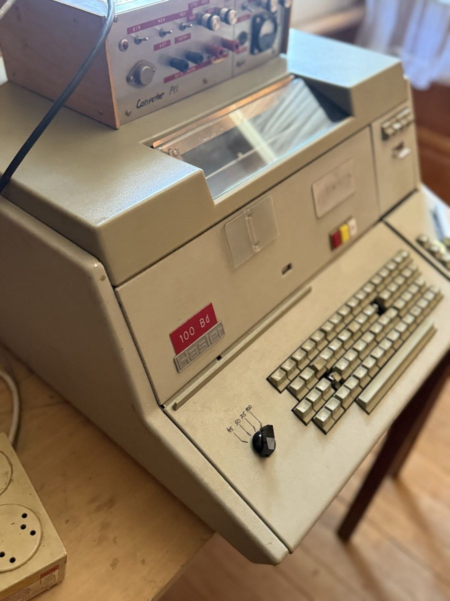 Telefoni: Vintage Fernmelder – Difettoso da Horriwil venduto da Carrera68 1