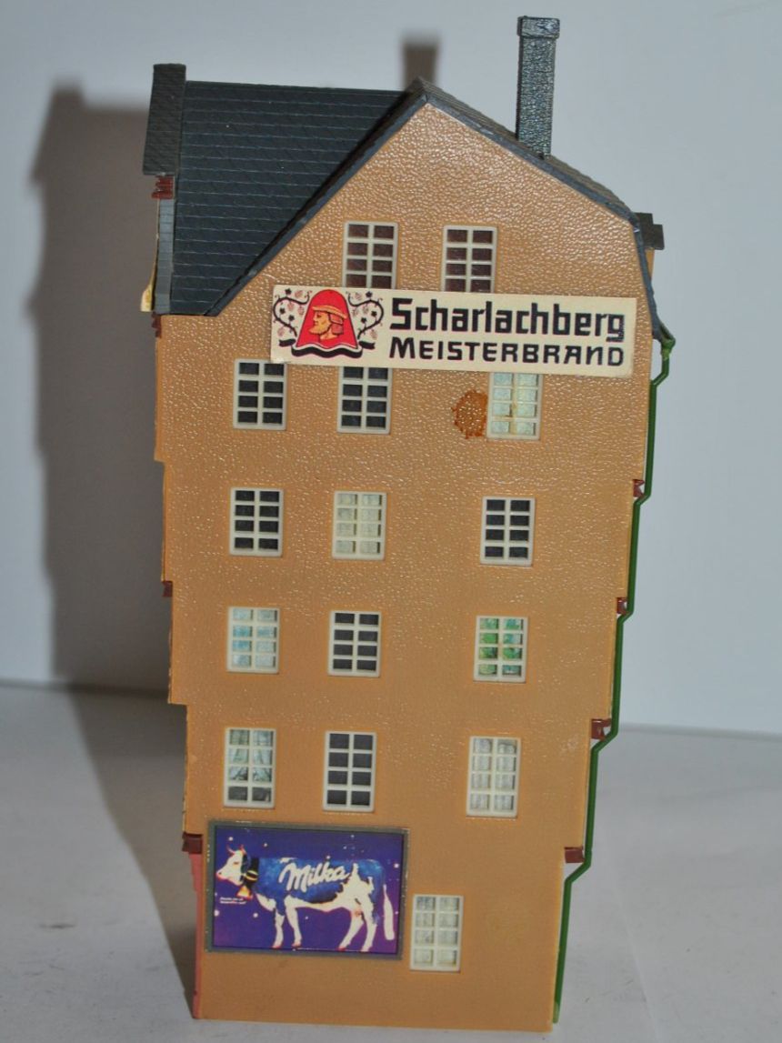 Faller Modelleisenbahnen: Faller Stadthaus (PCA614) – Gebraucht aus Aarwangen von Bahnsupport 3