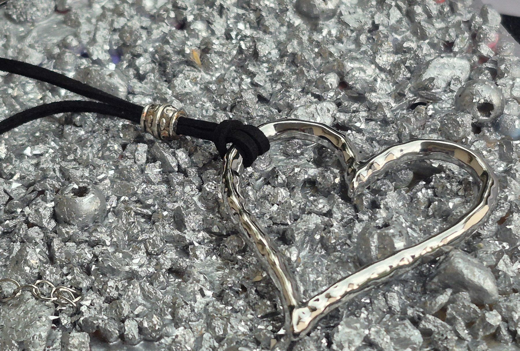 Catenine: Collana cuore, metallo argentato, – Nuovo (secondo la descrizione) da Giubiasco venduto da Stefaniav 3