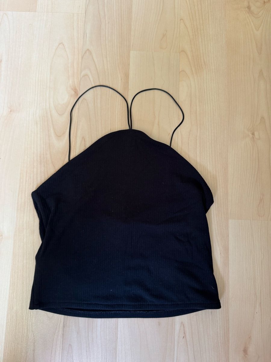 Mango Top: Mango ribbed crop top – Nuovo (secondo la descrizione) da Kilchberg ZH venduto da ngt_hnw9