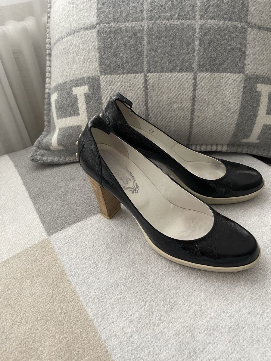 Tod'S Damenschuhe: Tods Pumps Lack Gr. 39 – Gebraucht aus Wichtrach von Adriana222