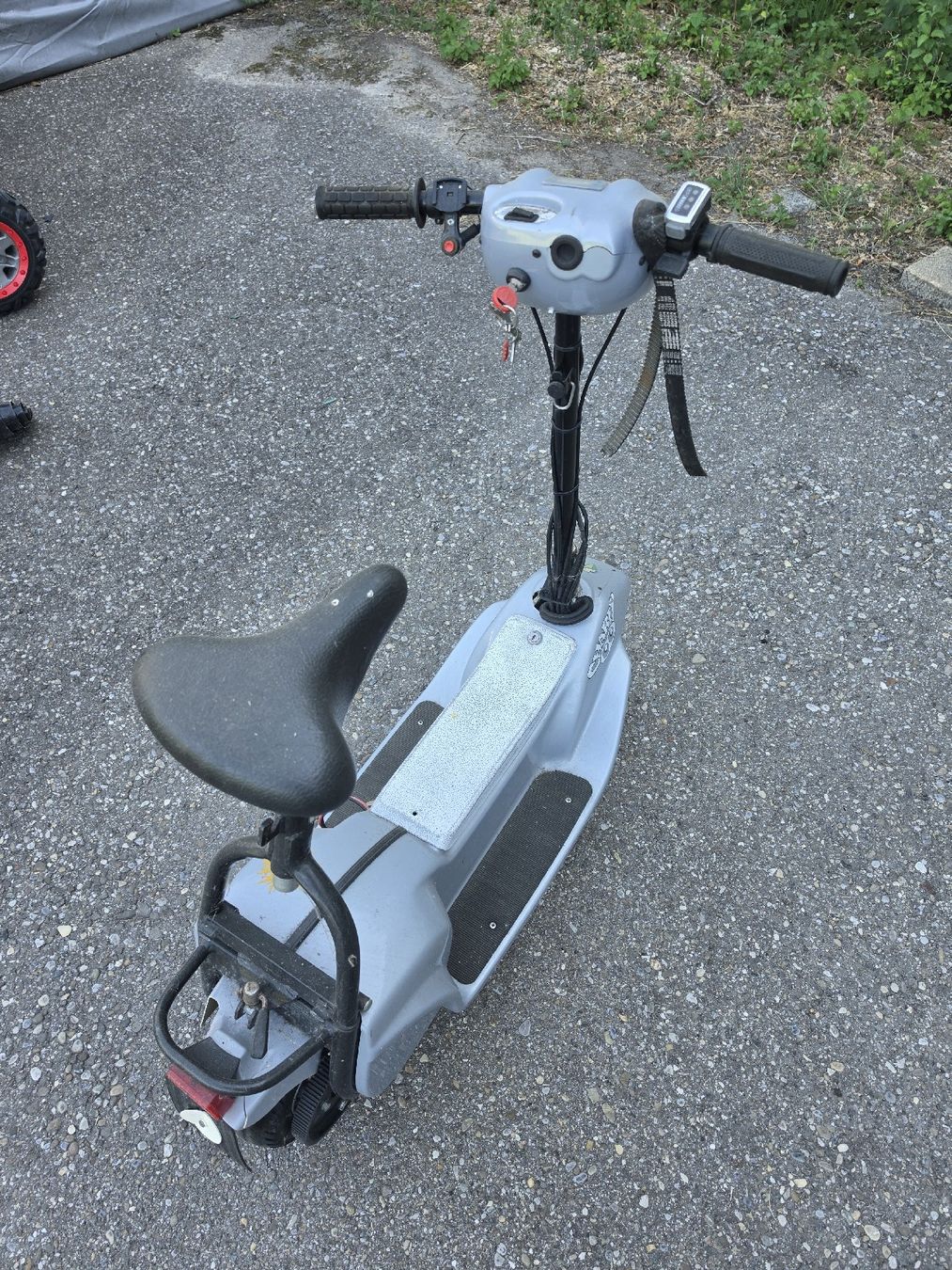 Scooters: Elektro Scooter Charly – Defekt aus Wald ZH von m_tresch 1