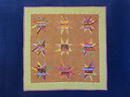 Patchwork Quilt "Neun Sterne" Unikat 95 x 93 cm