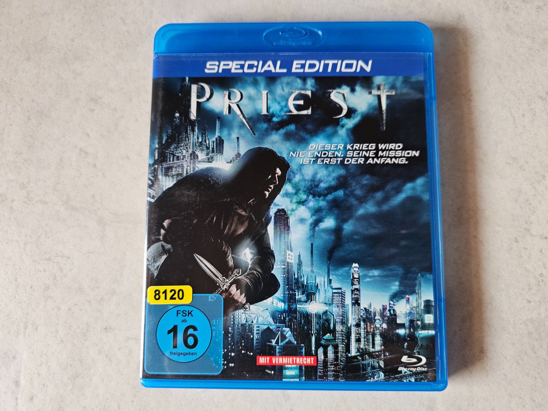 Tutti i DVDs: Priest  -  Special Edition  /  Bluray – Usato da Schneisingen venduto da backstore24