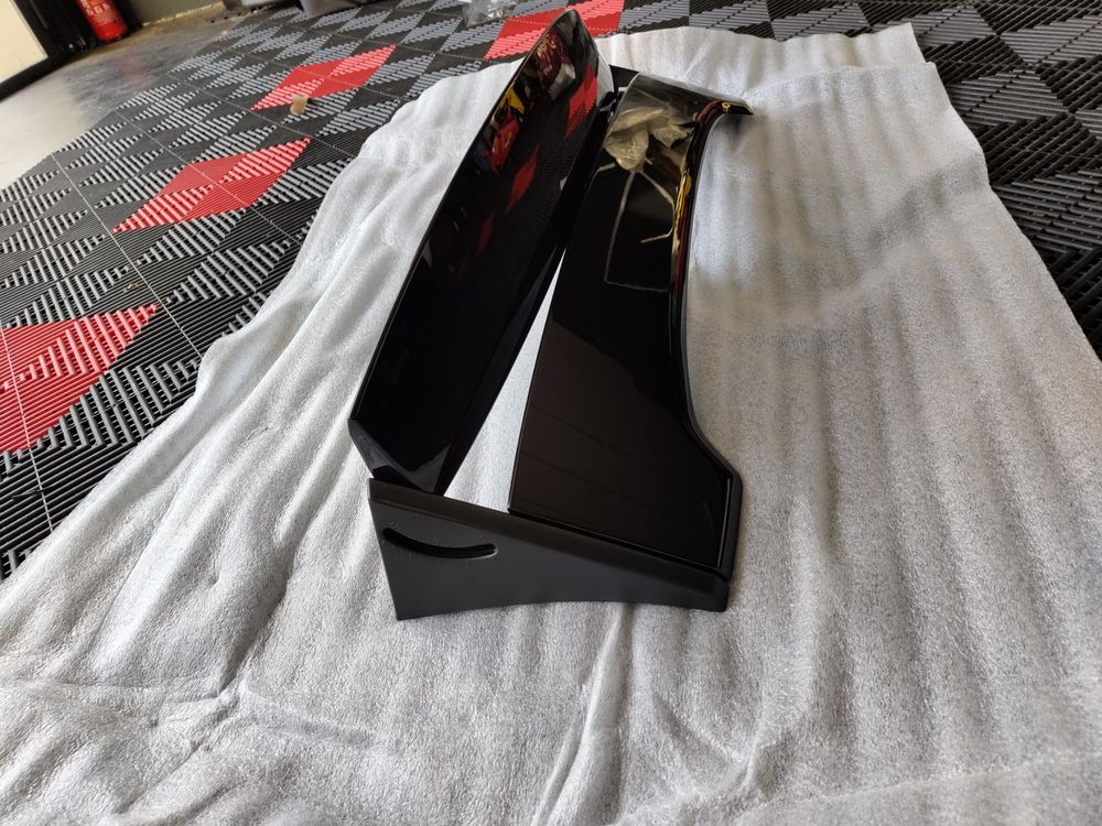 Fiat 500 595 Abarth carbon rear spoiler lip