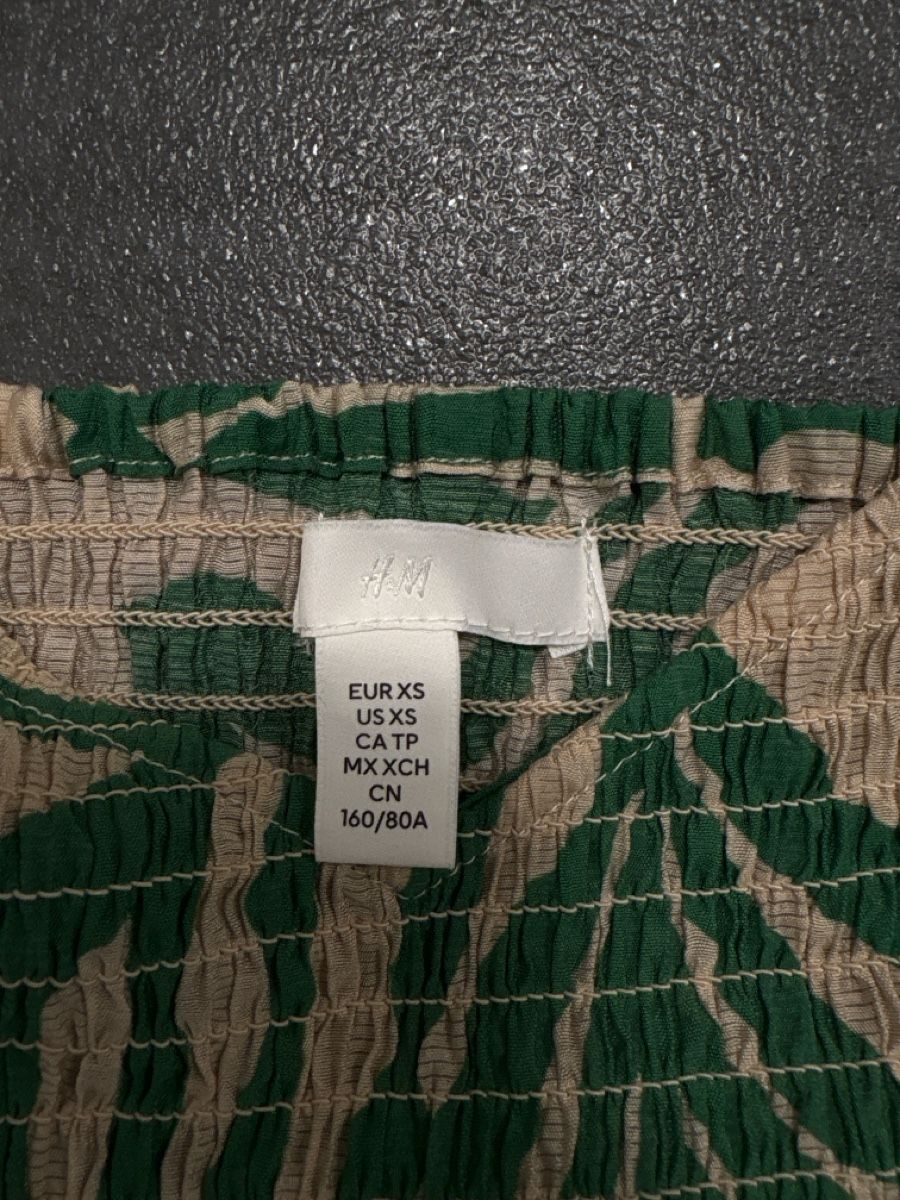 H&M Tops: H&M Top XS – Neu (gemäss Beschreibung) aus Rümlang von svent 3