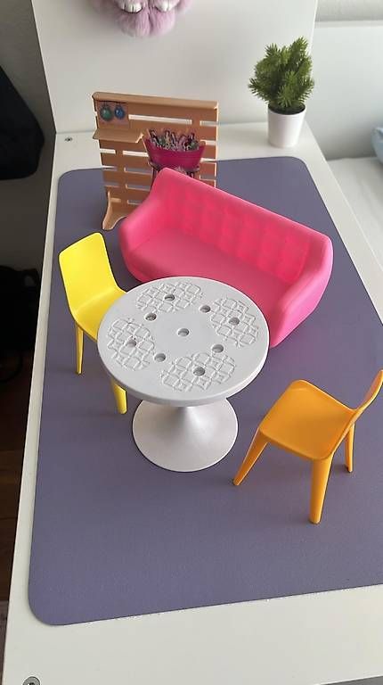 Giocattoli: 2 Stk Barbie Malibu Haus – Usato da Lausen venduto da Saxibe 4