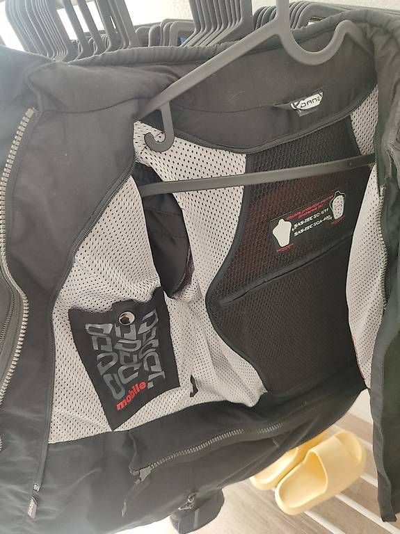 Giacche: Motorradjacke Dane / Damen / Gr. 40 – Usato da Pfäffikon ZH venduto da Lafayette. 3