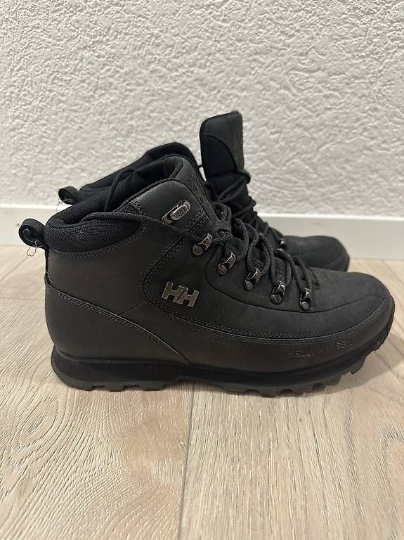Chaussures hommes: Helly Hansen Herren-Schuhe  – Neuf avec emballage d'origine à Aristau par Devilgirl_1327 1