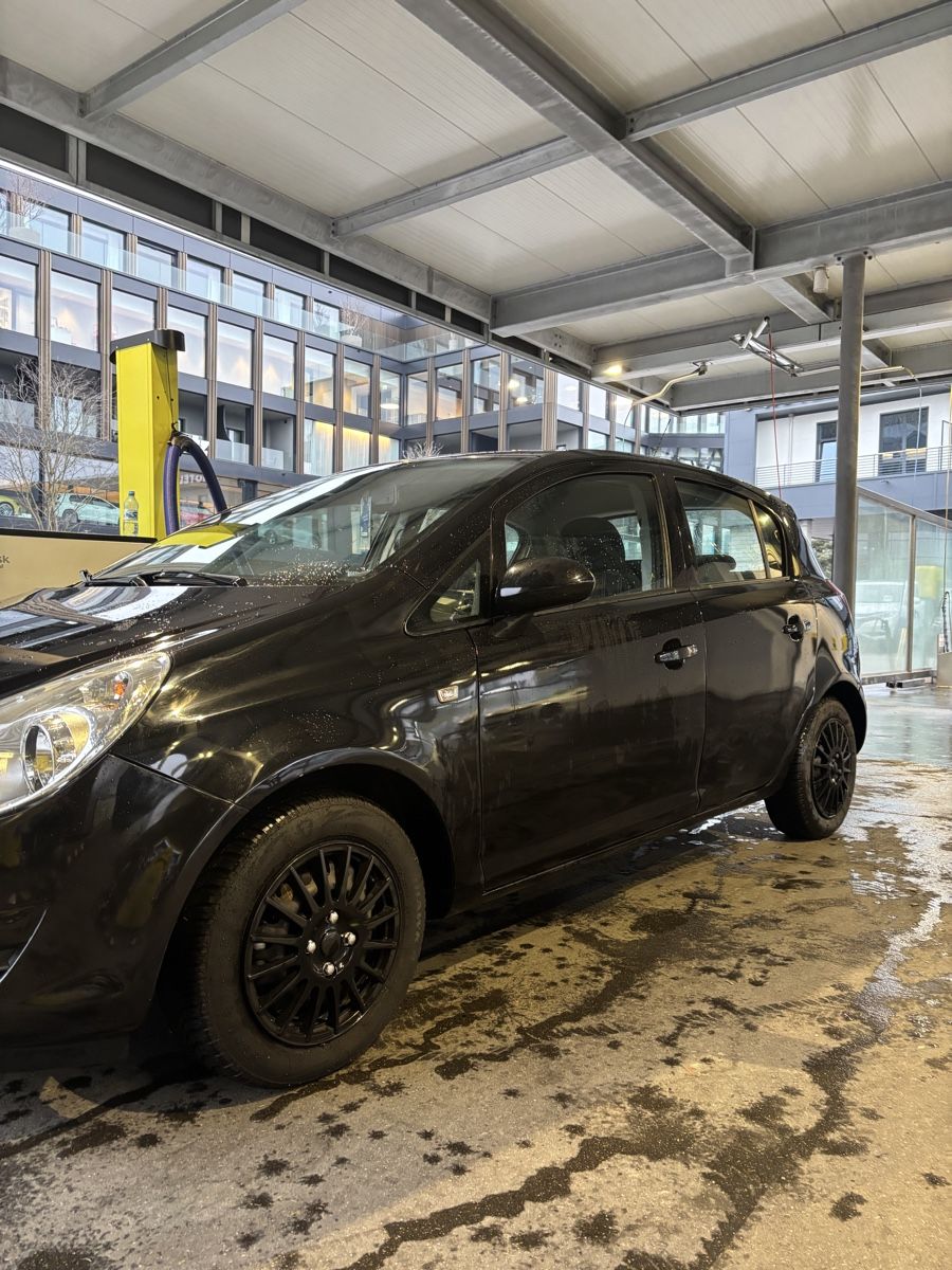 Opel Automobili: Opel Corsa 1.4 107000Km – Usato da Wil SG venduto da dit_bp2n 2