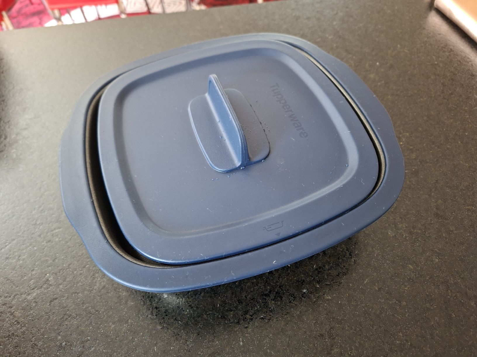 Tupperware Contenitori & Simili: Tupperware Micro Grill Pro – Nuovo (secondo la descrizione) da Meinisberg venduto da MartinaM1972 1