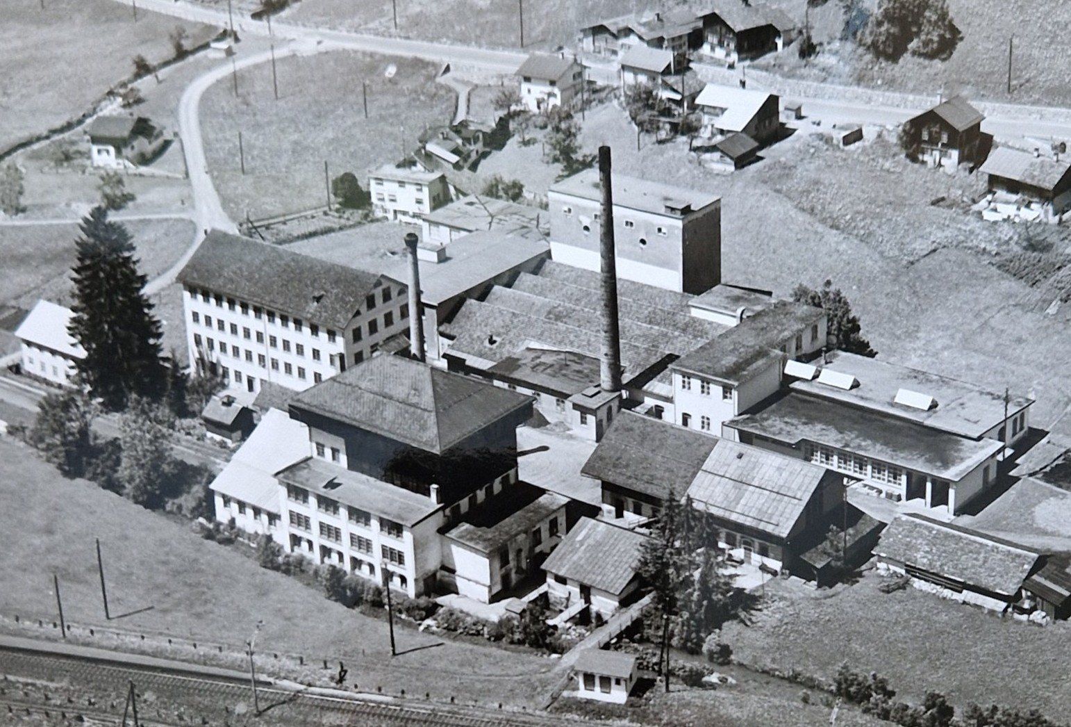 Cartoline postali: Leuggelbach GL 1957 / Fotokarten – Usato da Netstal venduto da Bambo0