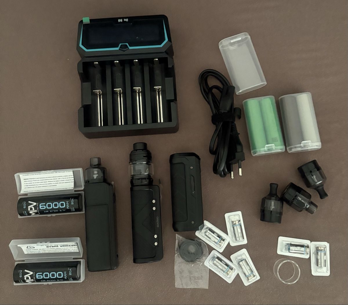 Altri Prodotti per fumatori: E-Zigaretten Sets – Nuovo (secondo la descrizione) da Emmenbrücke venduto da pollux79