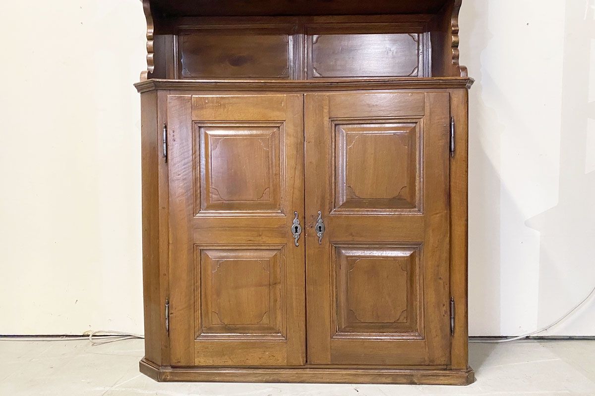 Credenze: Antikes Holz Buffet – Usato da Ballwil venduto da ClassicGallery 2