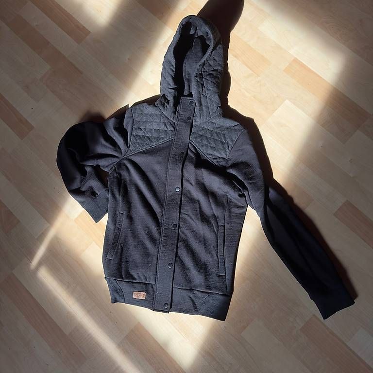 Giacche: Moons Royale Jacke  – Usato da Riedikon venduto da Surfgirl0