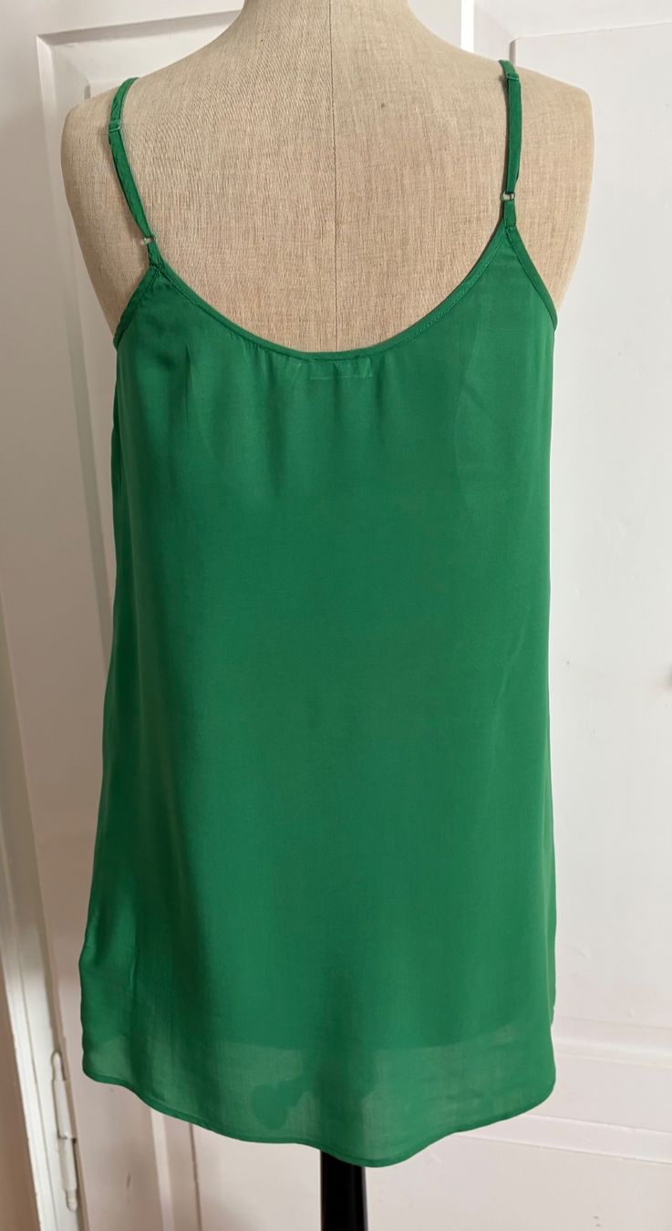 Essentiel Antwerp Tops: ESSENTIEL ANTWERP Träger Top – D'occasion à St.Gallen par Boergie 4