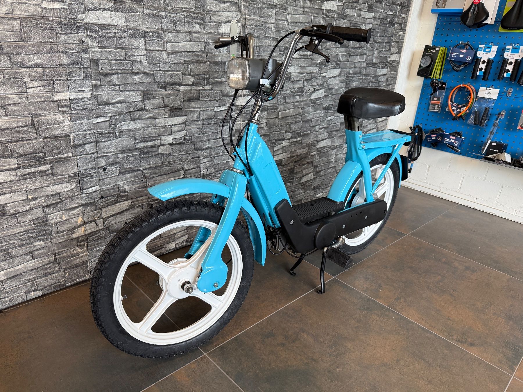 Piaggio Ciclomotori: Piaggio Ciao Neuaufbau – Usato da Root venduto da E.H.Velo