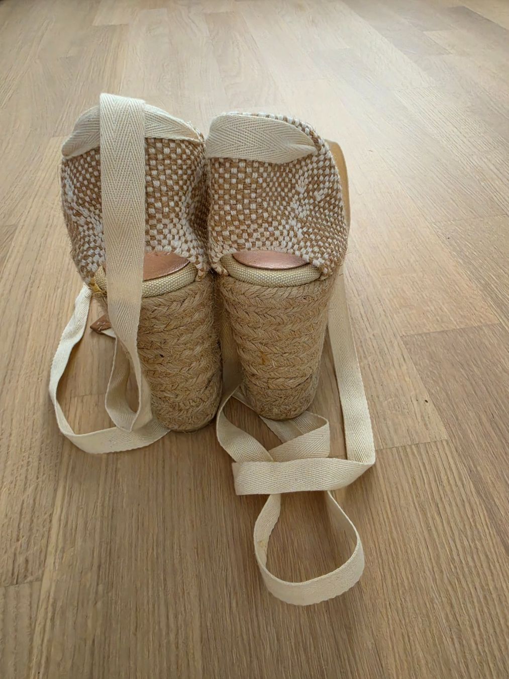 Scarpe da donna: CASTAÑER-Espadrilles Wedges – Usato da Wetzikon ZH venduto da olg_r9z7 2