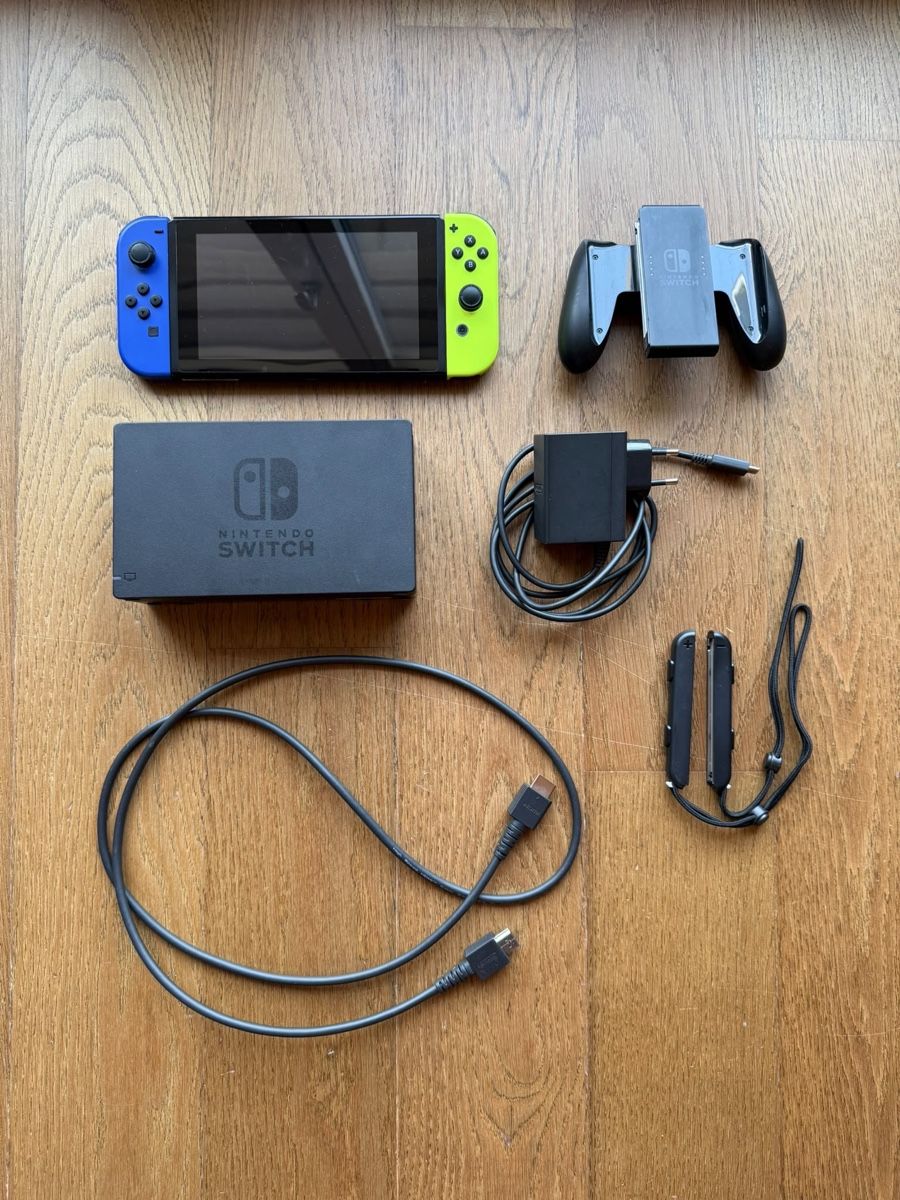 Nintendo Konsolen: Nintendo Switch Konsole – Gebraucht aus Läufelfingen von Seraphim13