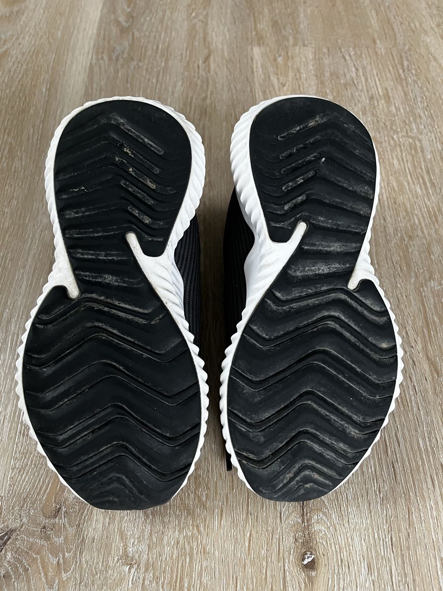 Adidas Schuhe für Jungen: Turnschuhe Adidas Gr.31 – Neu (gemäss Beschreibung) aus Sulz AG von Zissi31324 2