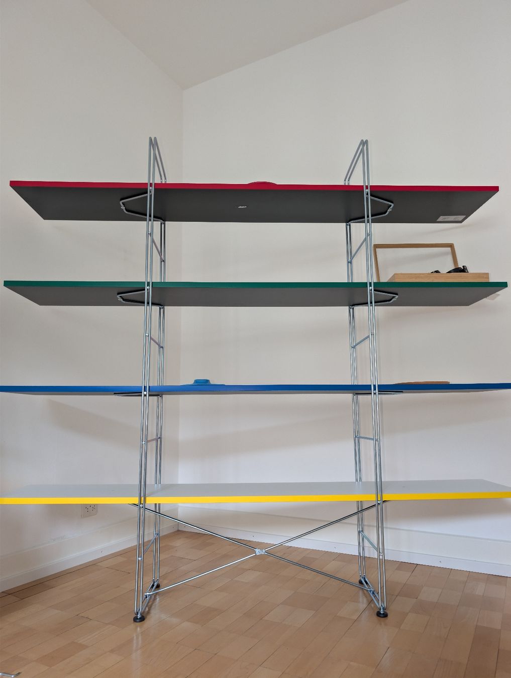Ikea Scaffali: Niels Gammelgaard Enetri – Nuovo (secondo la descrizione) da Liebefeld venduto da augenschliesser 1