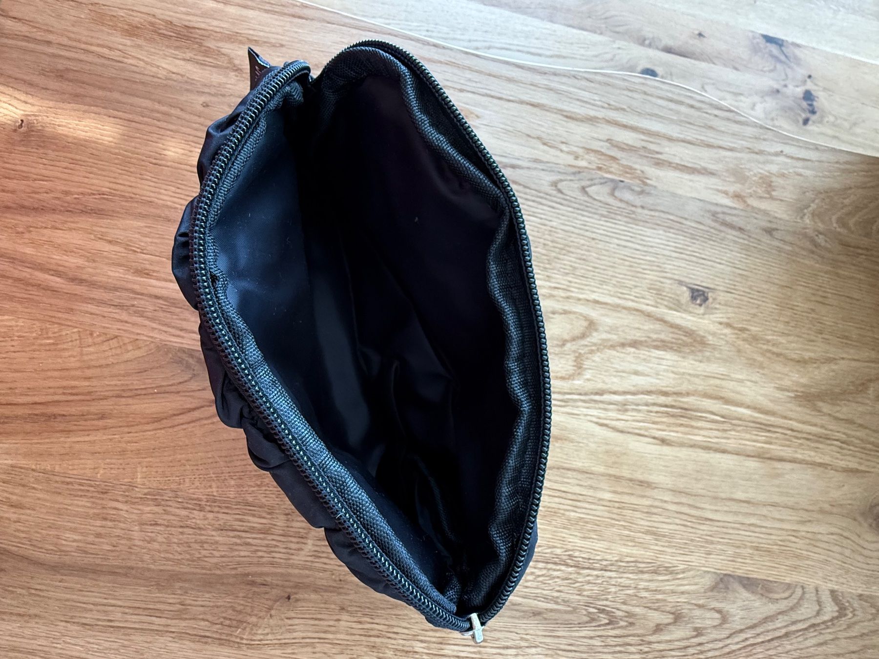 Custodie per cosmetici: Necessaire Nuxe / Douglas – Nuovo (secondo la descrizione) da Brüttisellen venduto da Bluepurple1 3