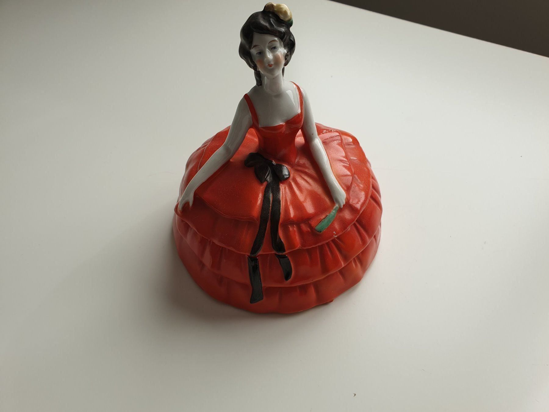 Figuren: JUGENDSTIL-DECKELDOSE PORZELLAN – Gebraucht aus Locarno von ICARO8 4