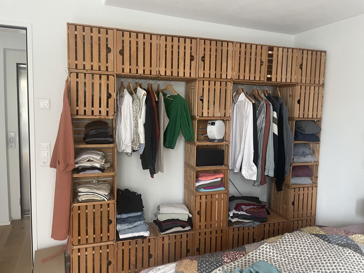 Armoires: Holzschrank – D'occasion à Knonau par Q.Luna