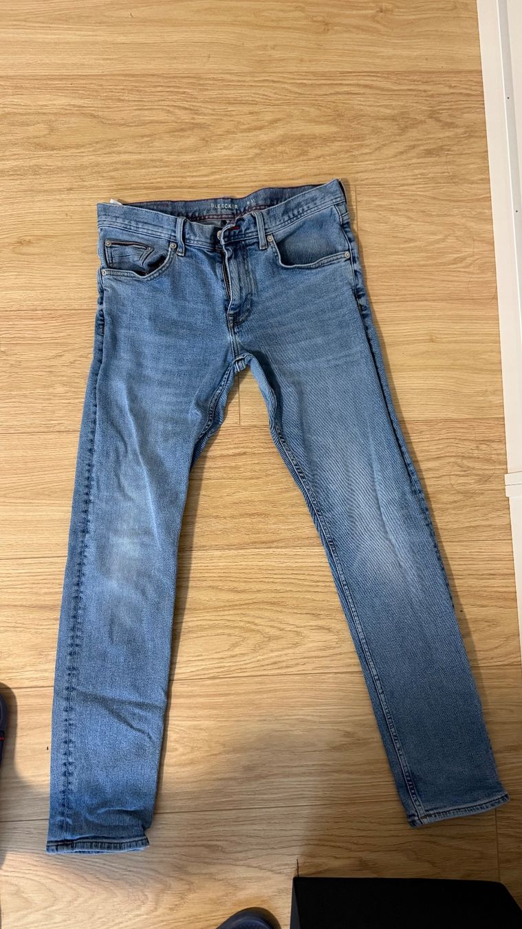Tommy Hilfiger Jeans: Jeans Tommy Hilfiger – Usato da Villars-sur-Glâne venduto da kirkyoyo 1