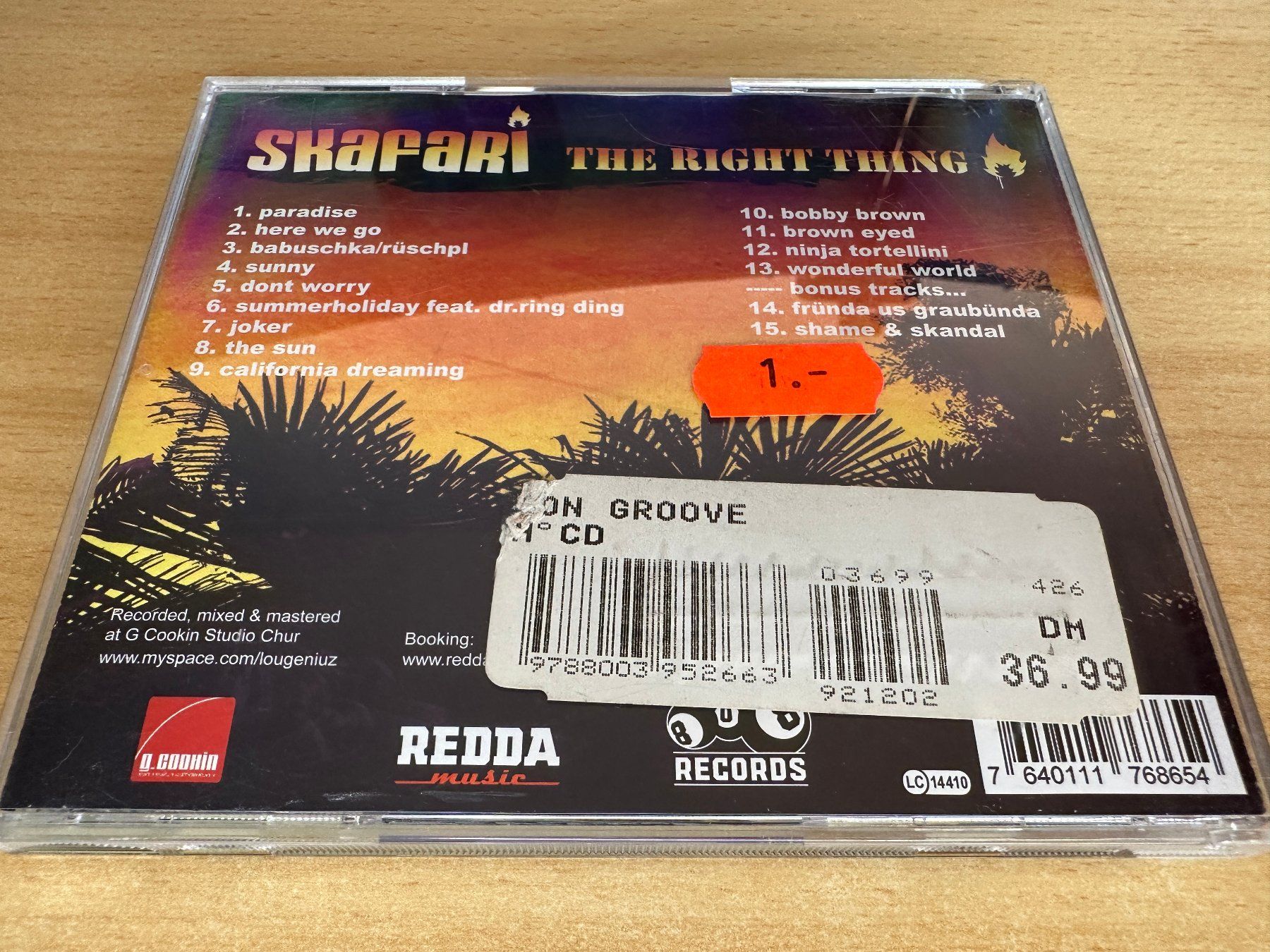 CD: Skafari – The Right Thing – Usato da Rikon im Tösstal venduto da Alpenmutz 1