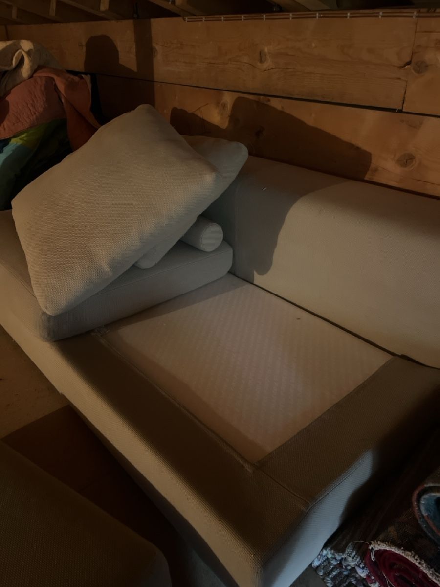 Divani: Sofa – Usato da Saas im Prättigau venduto da ray_man_98 5