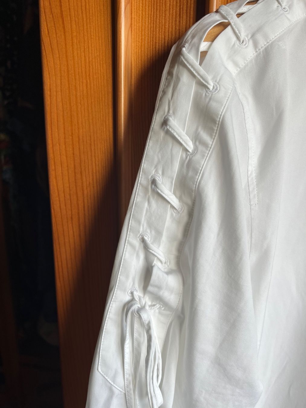 Max Mara Camicette: Weiße Max Mara Bluse 46. – Usato da Saanen venduto da SoniaMichaela 3
