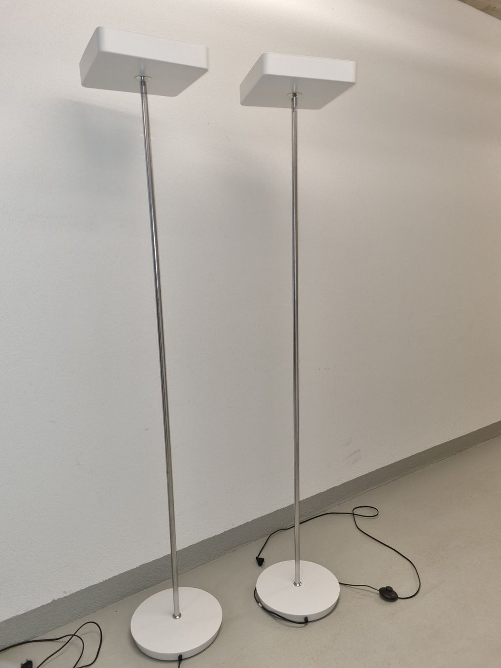 Lampade: Stehlampe – Usato da Bülach venduto da wagGenossenschaft