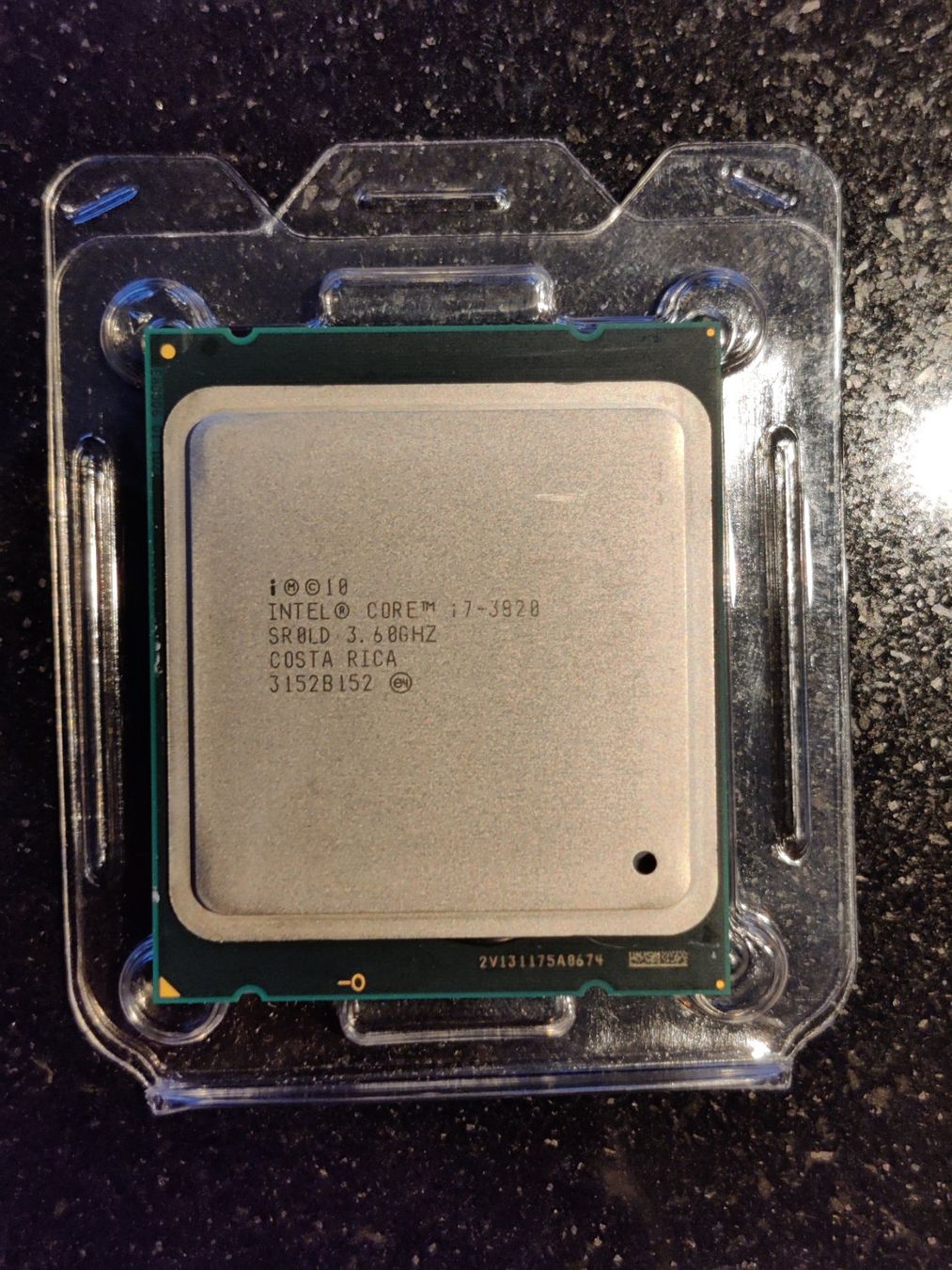 Intel Componenti elettronici: Intel i7 3820 LGA2011 (1x Gebraucht) – Usato da Nottwil venduto da SimonKaufmann00