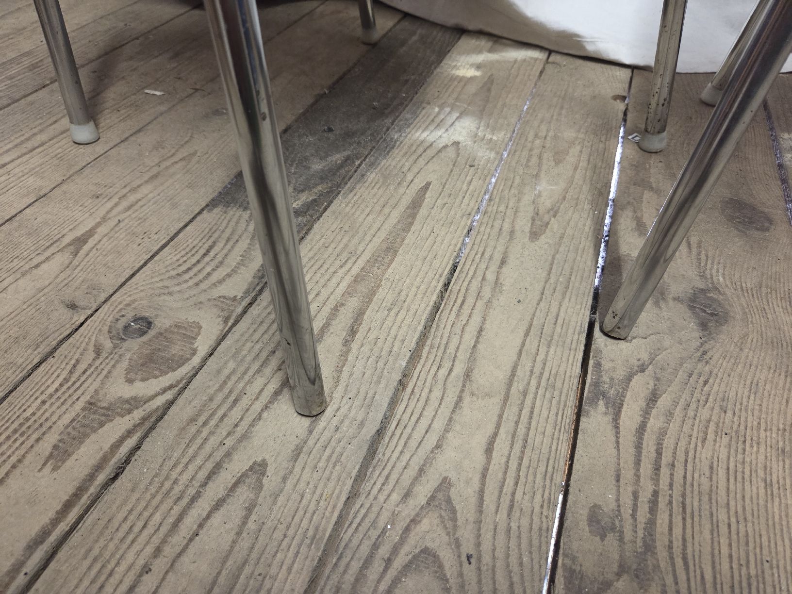 Chaises: 2 Küchenstühle – D'occasion à Wädenswil par weihpos 6