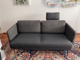 Sofa mit Ottomane grau, sehr guter Zustand