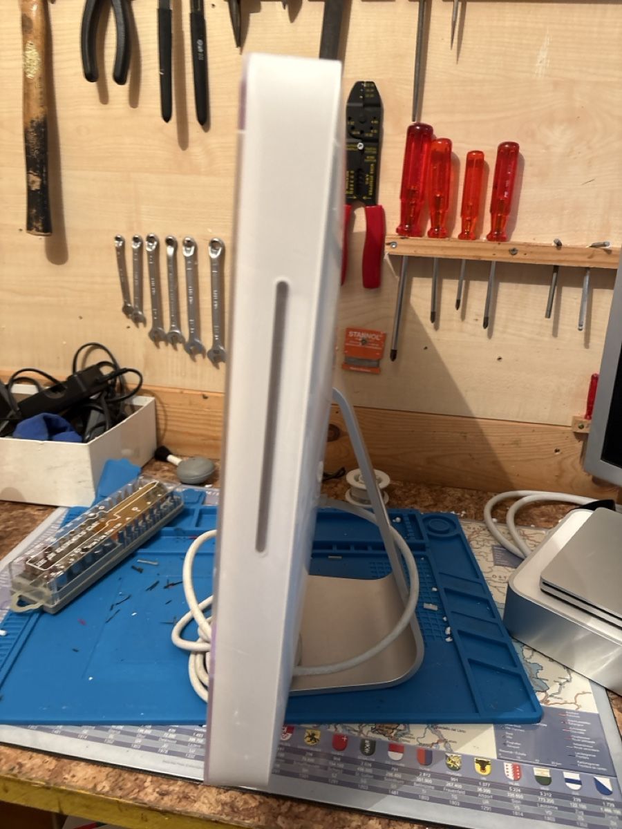 Apple PC: Apple iMac G5 – Usato da Dietikon venduto da Lidija0 2